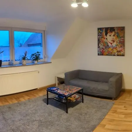 Gemuetliche Dachgeschosswohnung In Pfalzdorf * Goch
